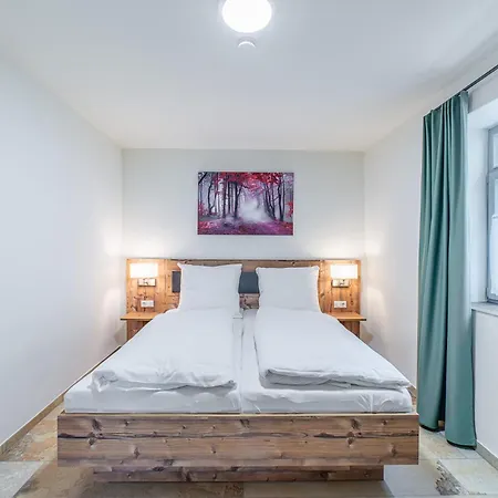 Appartement Mit Terrasse 
